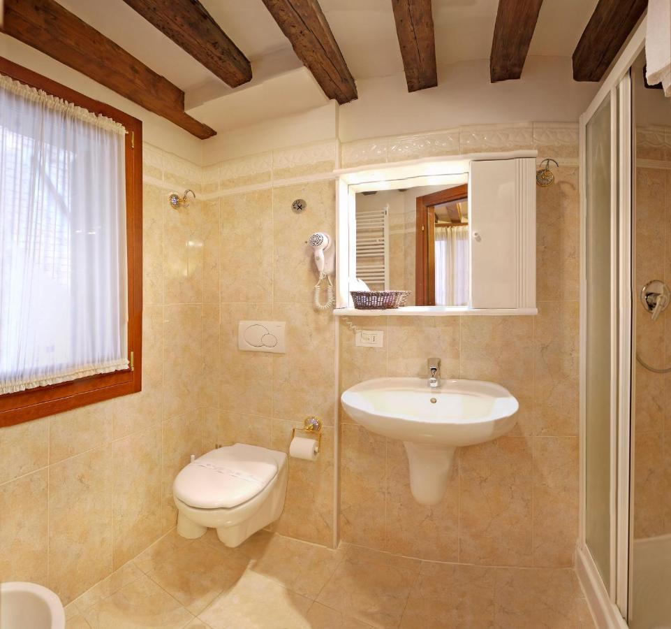 Hotel San Luca Venezia Exteriör bild