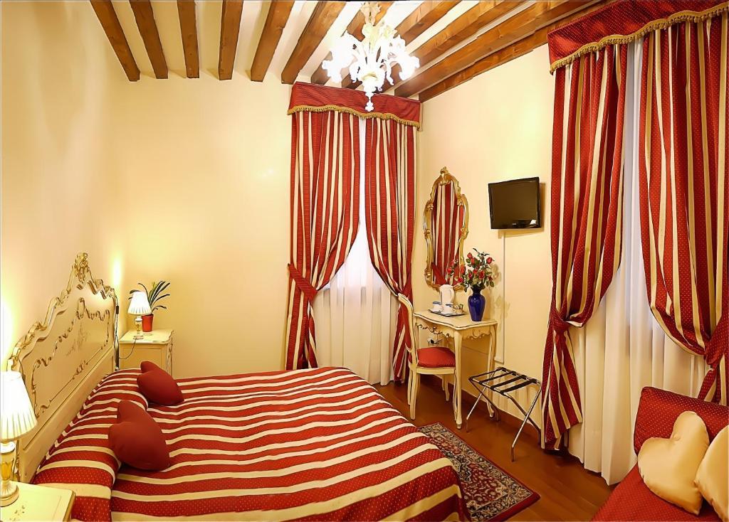 Hotel San Luca Venezia Exteriör bild